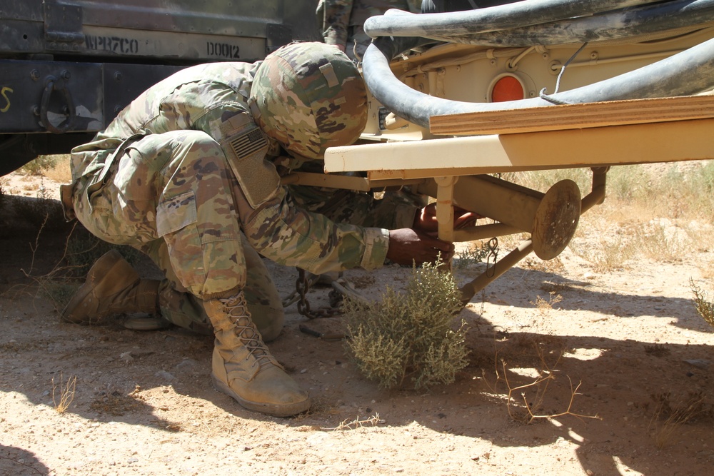 Desert Yankee Demonstrates Task Force Command and Control on the Move