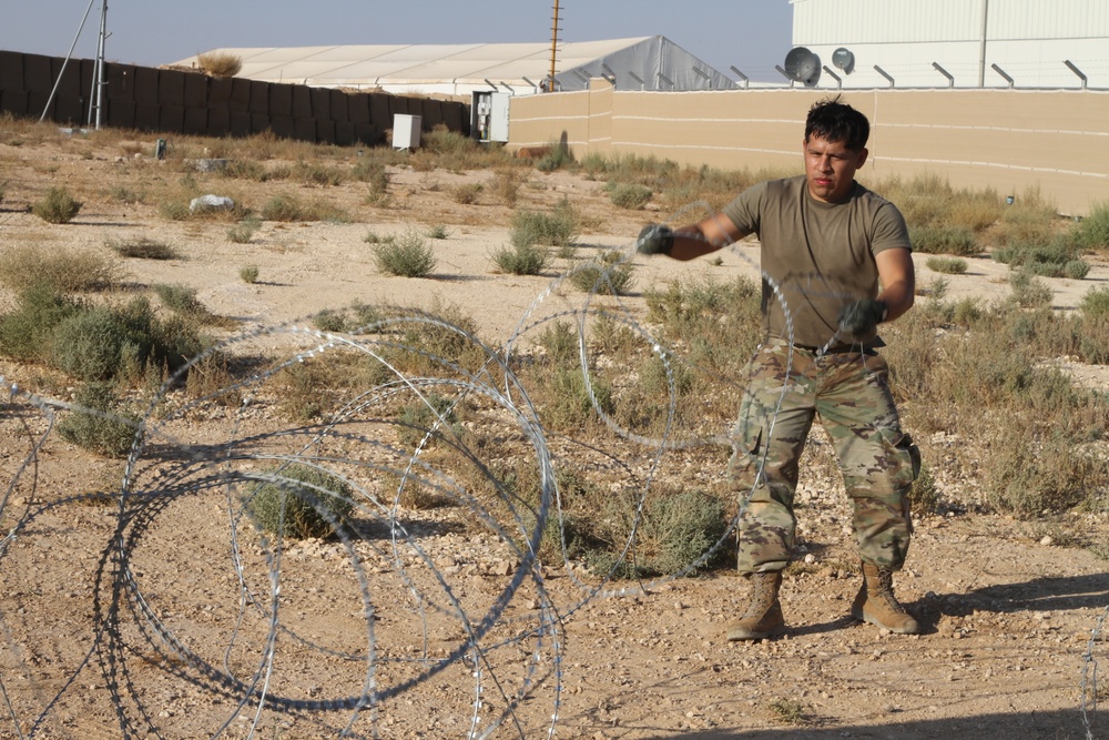 Desert Yankee Demonstrates Task Force Command and Control on the Move