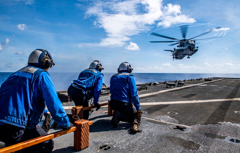 A CH-53 E Super Stallion helicopter with VMM-262 Conducts Flight Operations aboard USS Germantown (LSD 42)