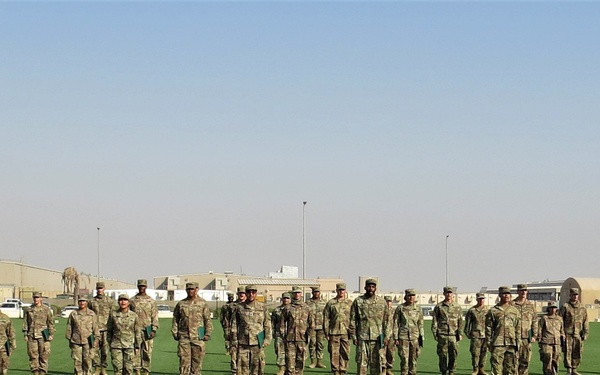 Soldiers at Camp Arifjan Graduate from eBLC