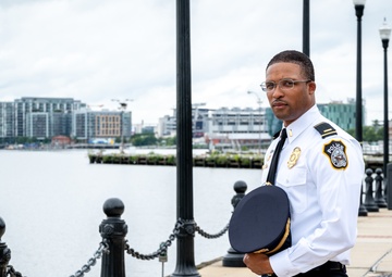 Federal police officer recognized for lifesaving actions onboard Washington Navy Yard