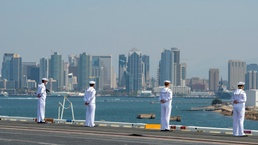 USS Carl Vinson (CVN 70) Arrives in San Diego