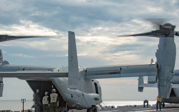 Marines with 31st MEU FCE embassy reinforcement drill