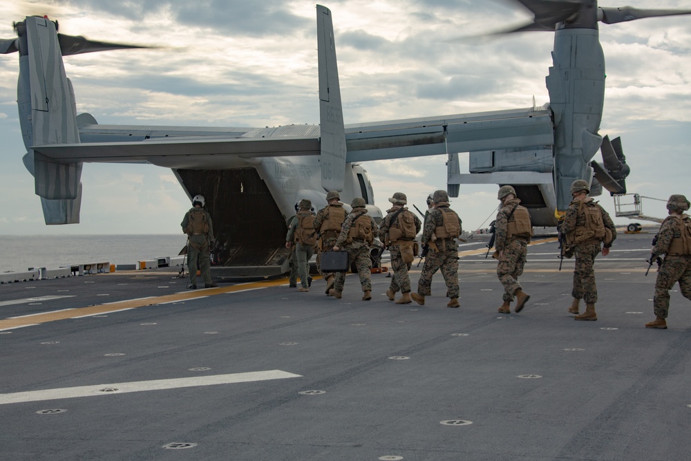 Marines with 31st MEU FCE embassy reinforcement drill