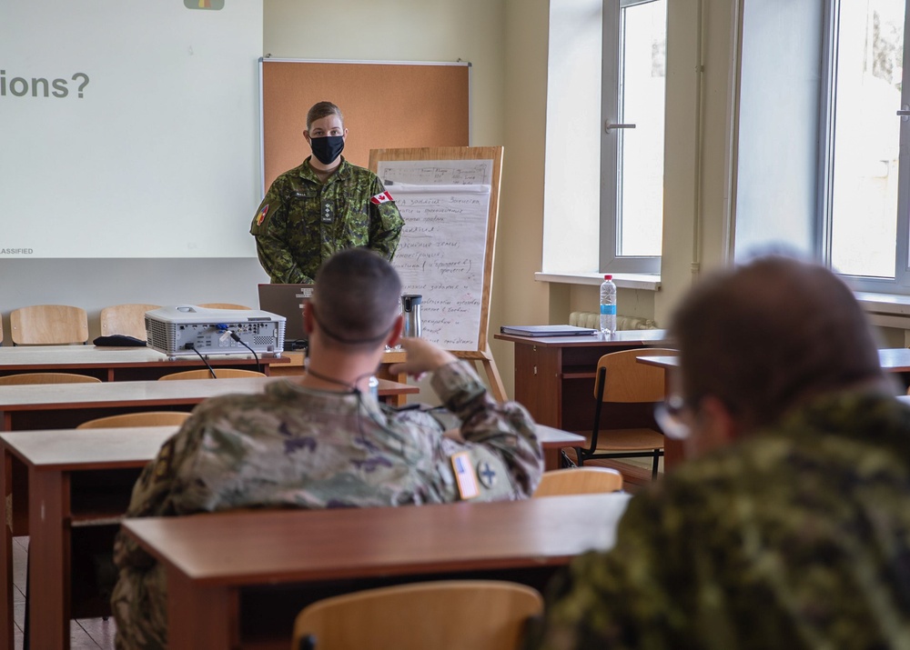 Canadian, U.S. Forces study exercise design in Ukraine
