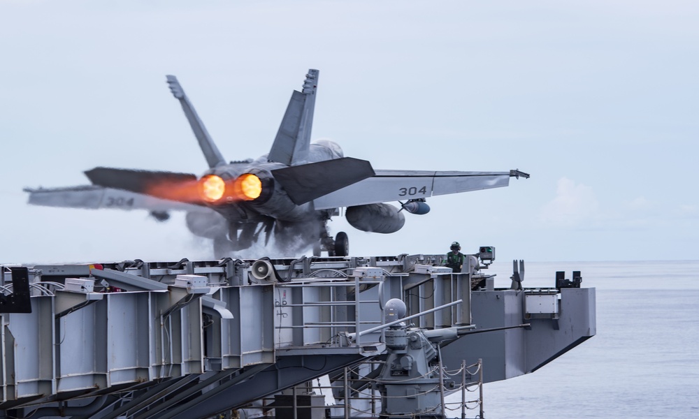 USS Ronald Reagan (CVN 76) Flight Operations