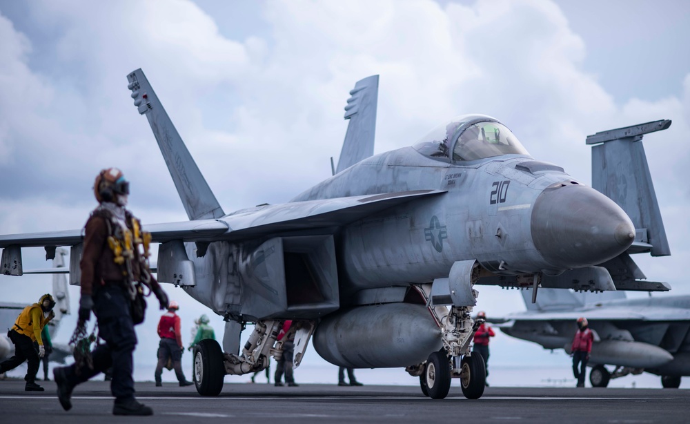 USS Ronald Reagan (CVN 76) Flight Operations