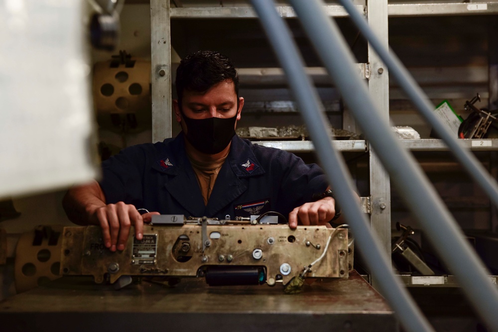 USS Ronald Reagan (CVN 76) Flight Operations