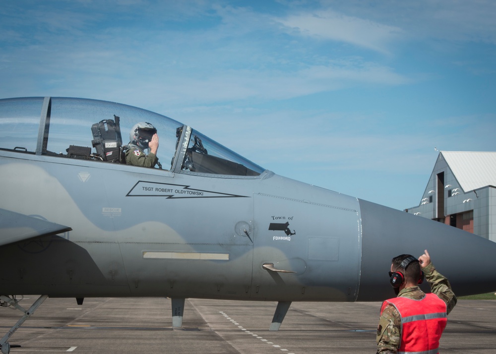 F-15 departs Bradley Air National Guard Base