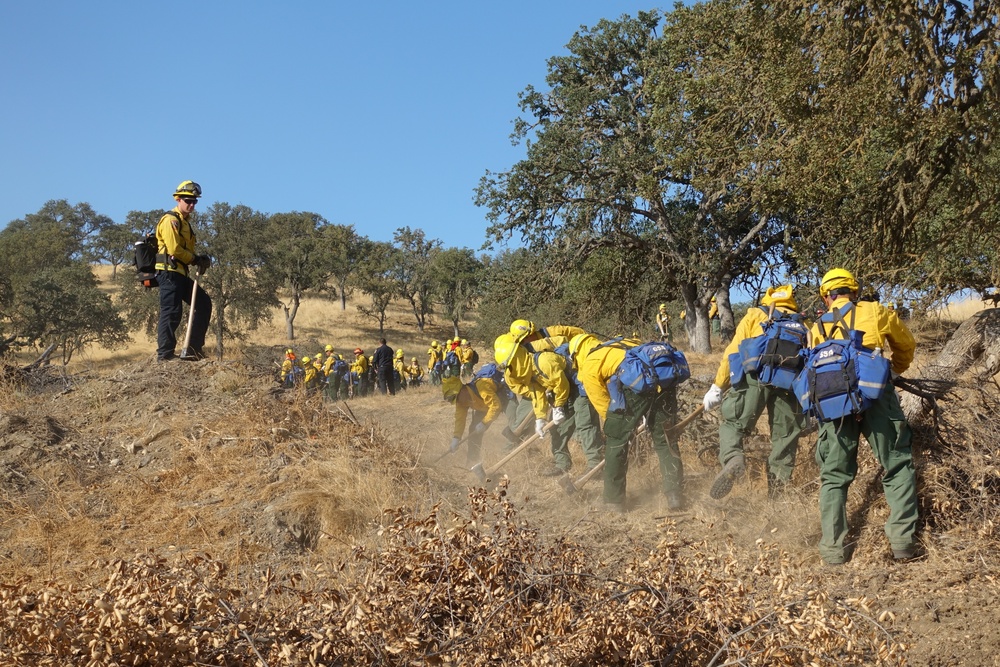 California National Guard Soldiers arrive to support CAL FIRE in fighting wildfires across California 2020