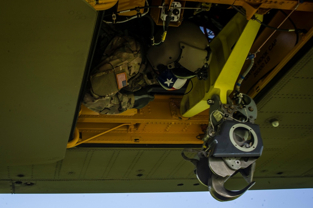 US Marine and Soldiers conduct joint sling load operation in Honduras