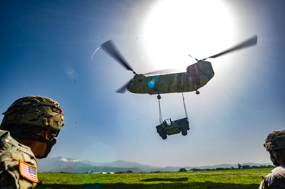 US Marine and Soldiers conduct joint sling load operation in Honduras