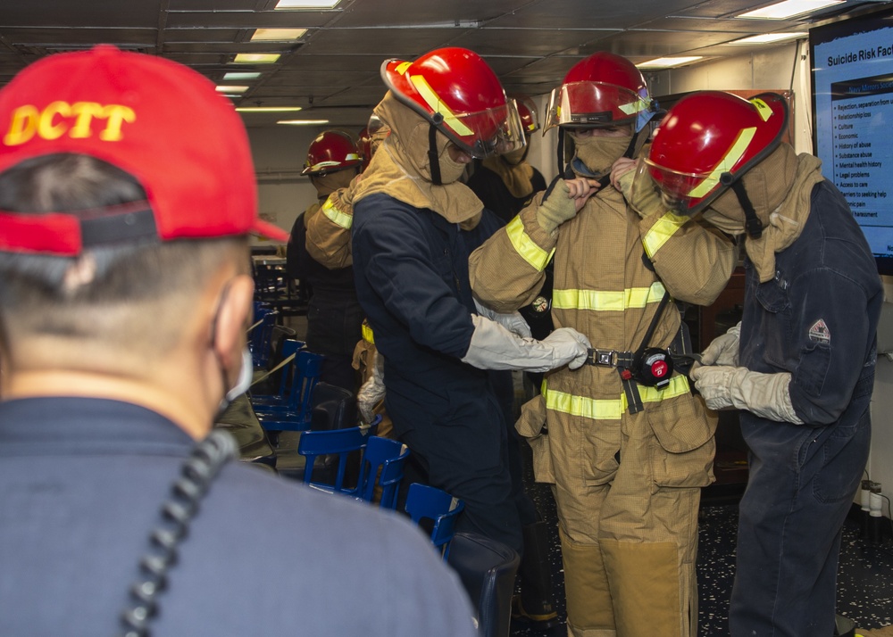 USS ESSEX UNDERWAY OPERATIONS