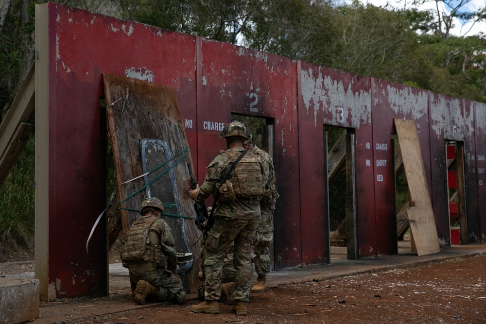 65th BEB conducts urban breaching range