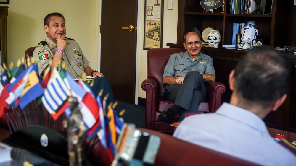 Lt. Gen Ramiro Hugo Mojica Aparicio, Bolivian Chief of Delegation to the IADB Visit