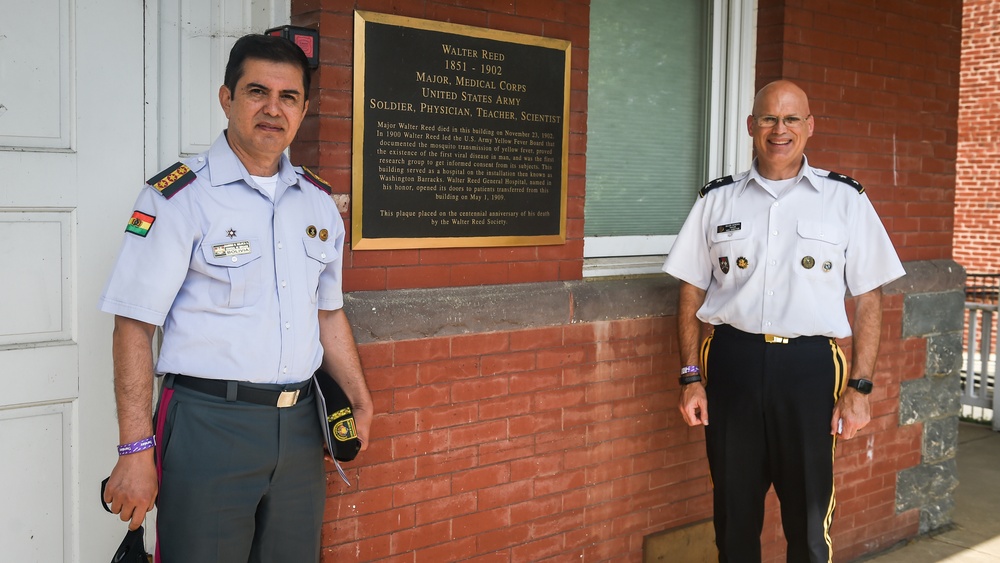 Lt. Gen. Ramiro Hugo Mojica Aparicio, Bolivian Chief of Delegation to the IADB Visit