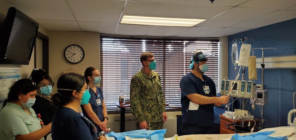 U.S. Navy RRRT 1 teaches medical procedures at hospital in Del Rio, Texas