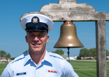Deland, Florida Resident David Collum Earns Honor Graduate at U.S. Coast Guard Bootcamp