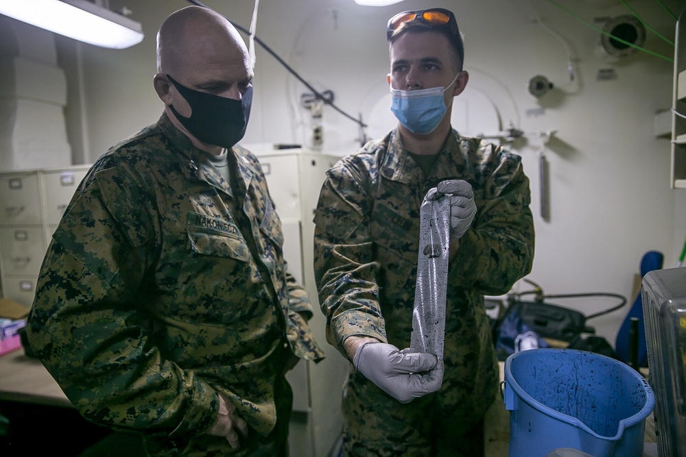3d LE demonstrates fingerprint capabilities aboard USS America