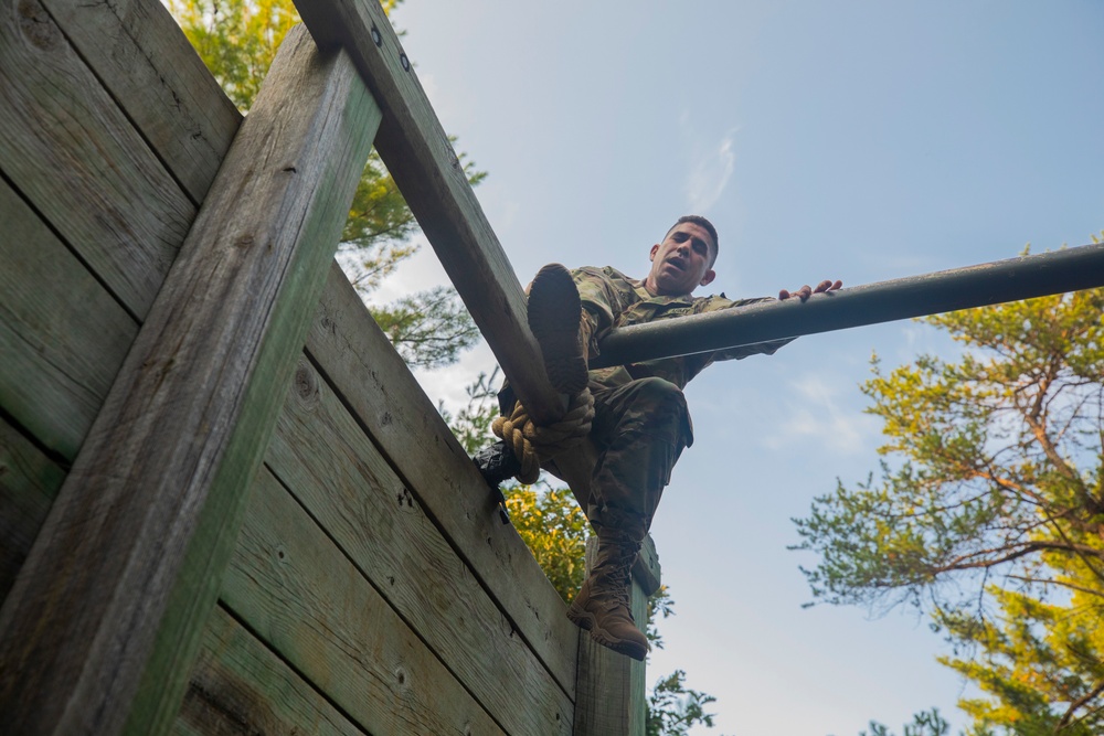 2020 U.S. Army Reserve Best Warrior - Obstacle Course