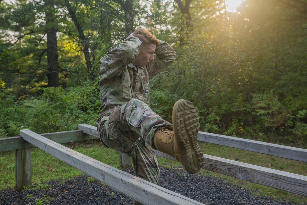 2020 U.S. Army Reserve Best Warrior - Obstacle Course