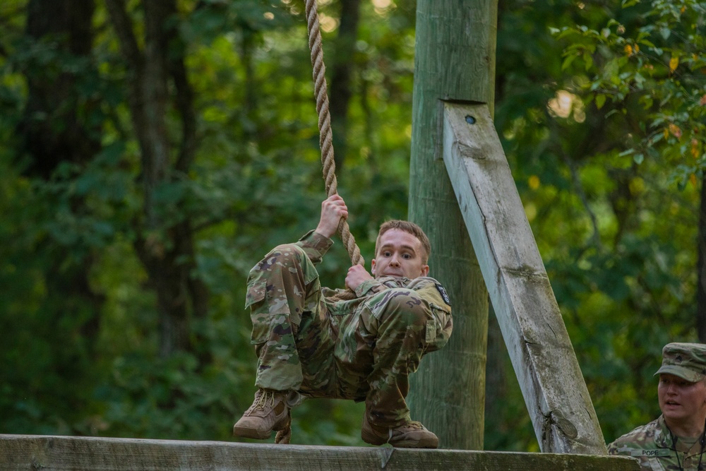 2020 U.S. Army Reserve Best Warrior - Obstacle Course