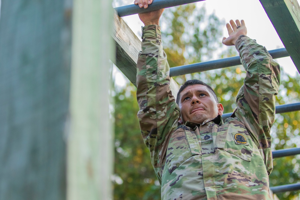 2020 U.S. Army Reserve Best Warrior - Obstacle Course