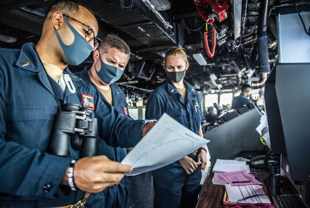 USS Germantown (LSD 42) Transits the Luzon Strait