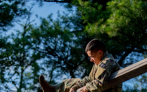 : 2020 U.S. Army Reserve Best Warrior Competition – Confidence and Condition Course