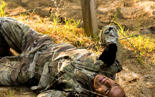 : 2020 U.S. Army Reserve Best Warrior Competition – Confidence and Condition Course