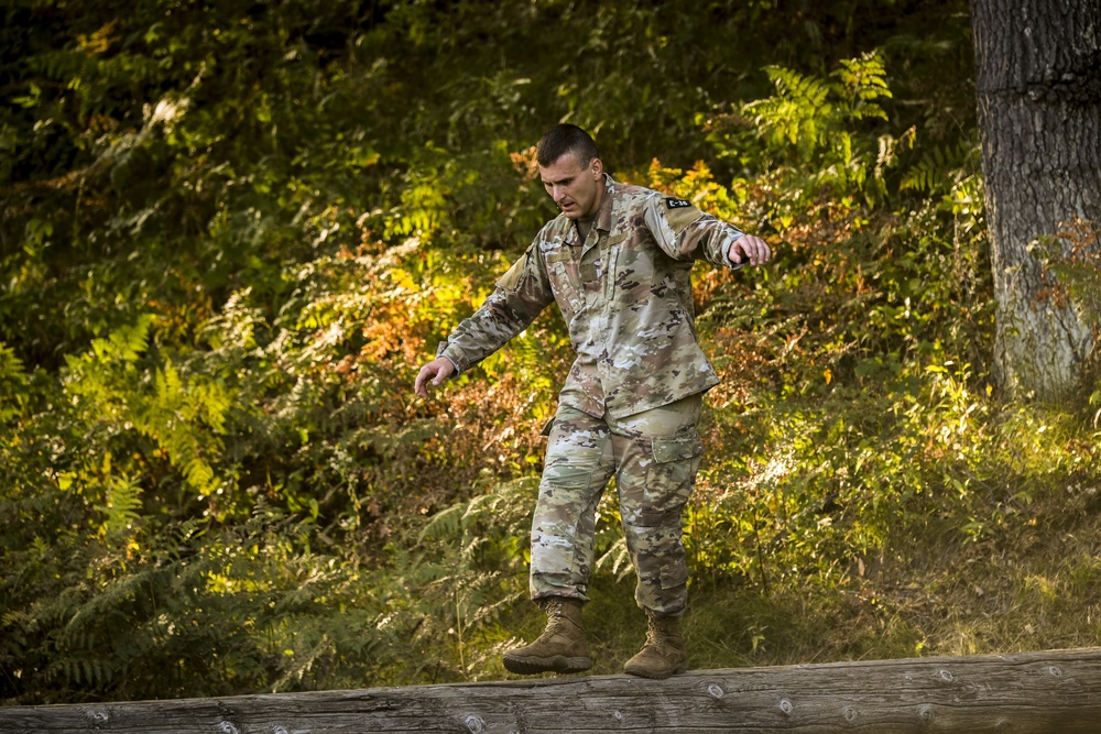 : 2020 U.S. Army Reserve Best Warrior Competition – Confidence and Condition Course