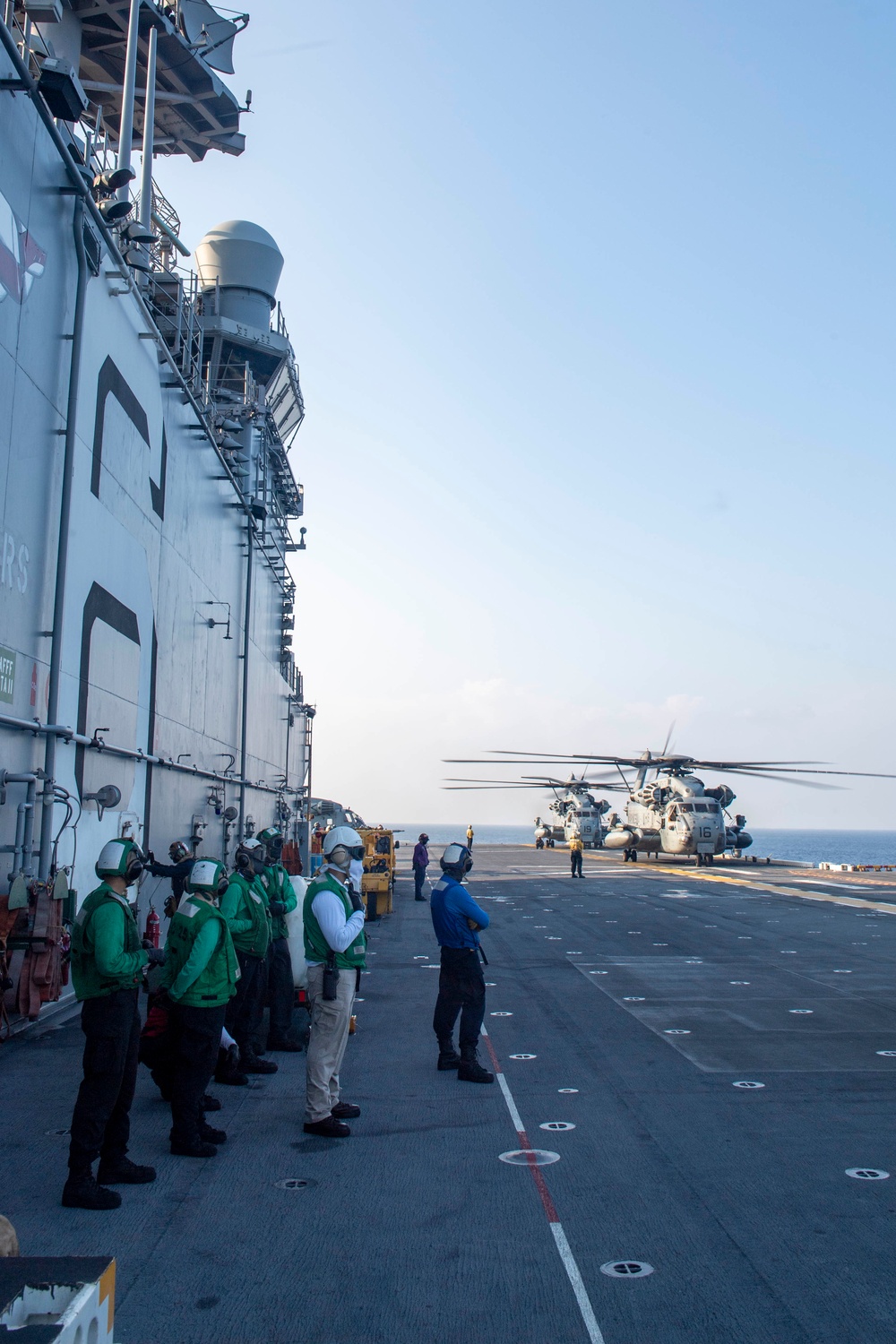 USS America (LHA 6) And 31st Marine Expeditionary Unit Conduct VBSS Exercise