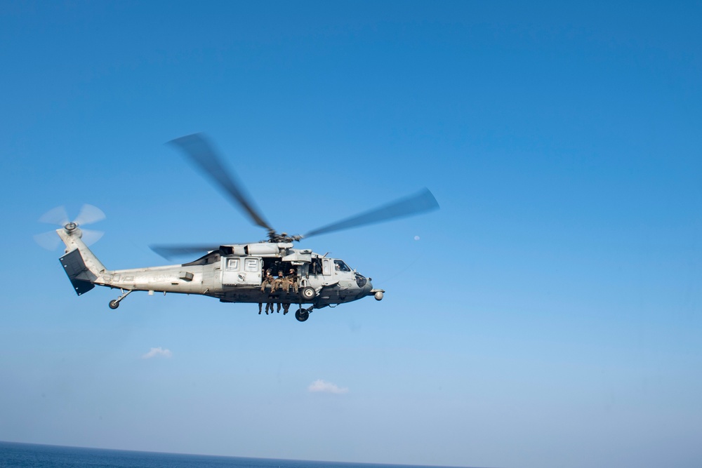 USS America (LHA 6) And 31st Marine Expeditionary Unit Conduct VBSS Exercise