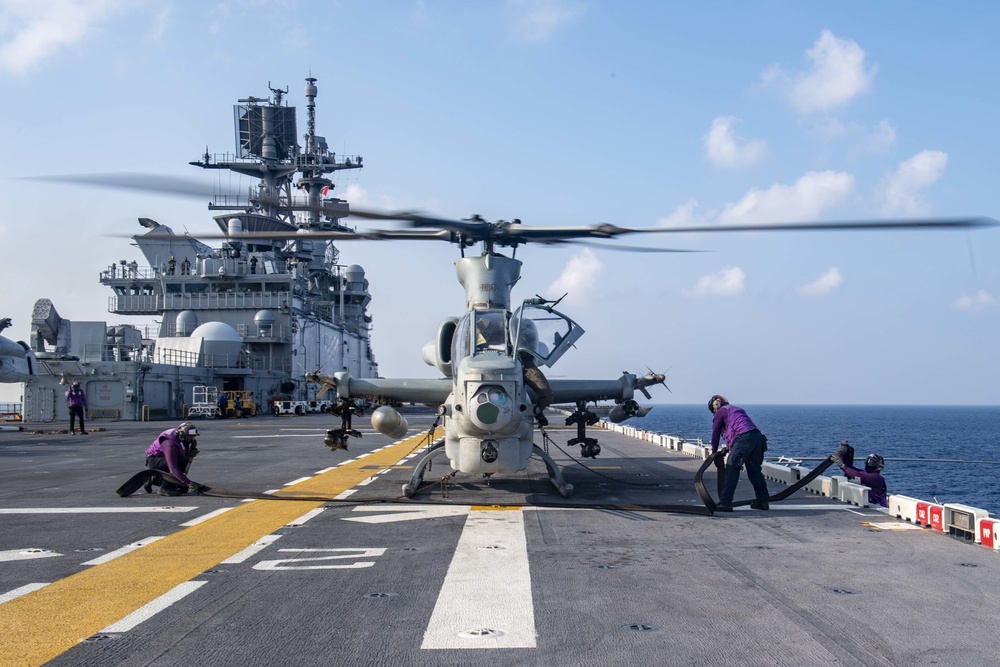 USS America (LHA 6) And 31st Marine Expeditionary Unit Conduct VBSS Exercise