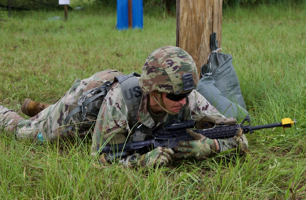 Soldiers train in preparation to test for the Expert Infantry Badge and Expert Soldier Badge