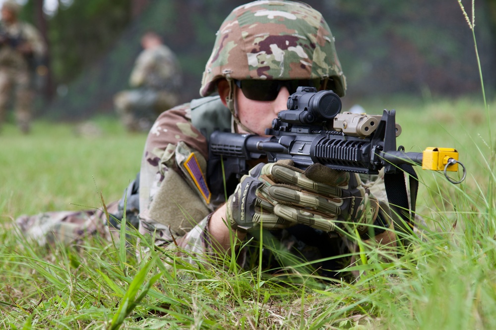Soldiers train in preparation to test for the Expert Infantry Badge and Expert Soldier Badge