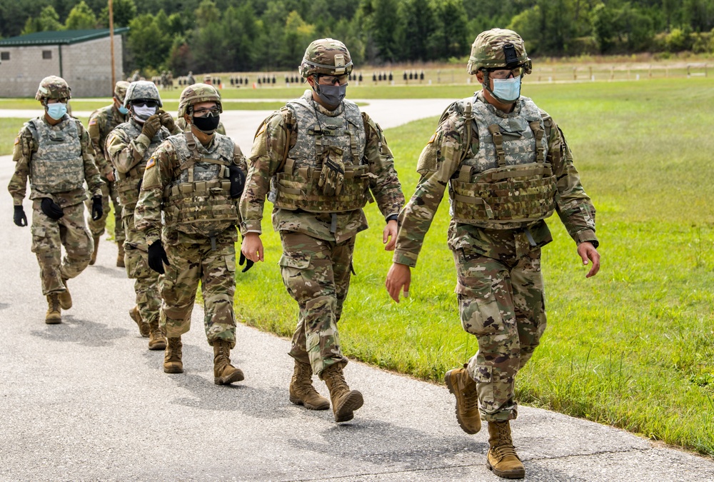 : 2020 U.S. Army Reserve Best Warrior Competition – Three-gun-transition lane