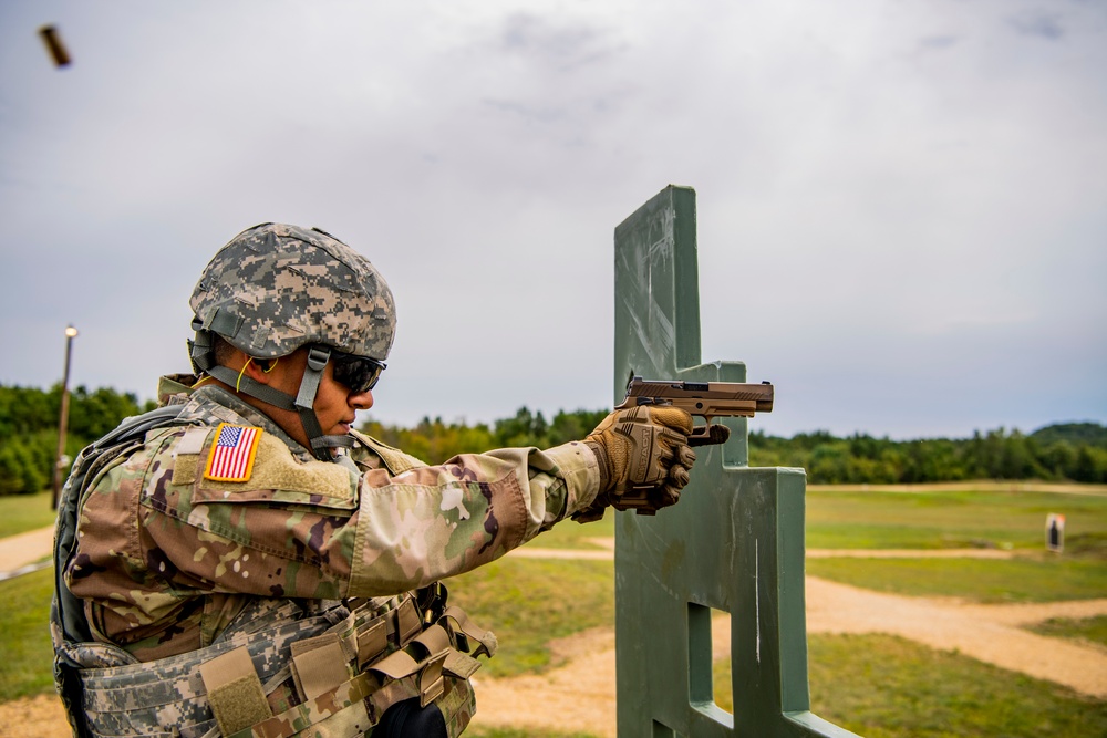 : 2020 U.S. Army Reserve Best Warrior Competition – Three-gun-transition lane