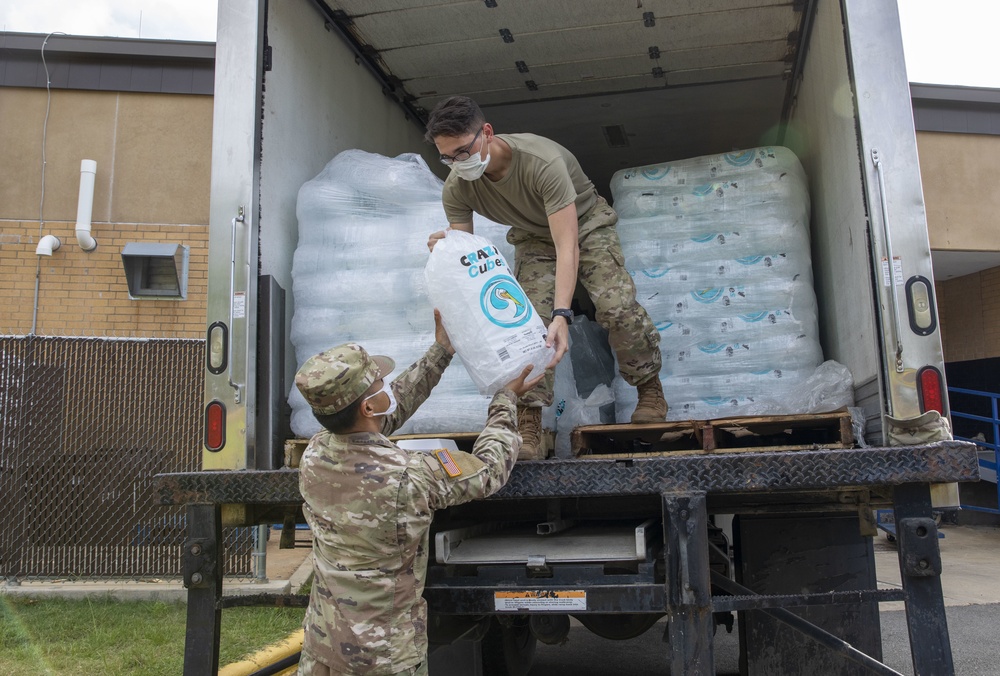 Culinary Specialists distribute ice during Hurricane Laura recovery