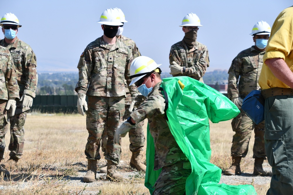 Montana Army National Guard Soldiers Conduct Wildland Firefighter Training