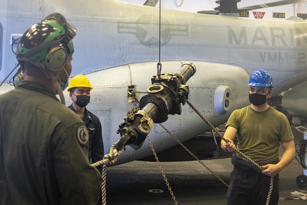 USS America (LHA 6) Personnel Conduct MV-22B Maintenance