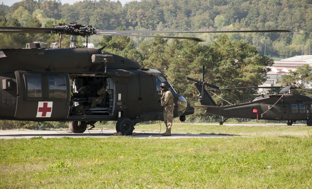 101st CAB conduct post-flight checks at Combined Resolve XIV