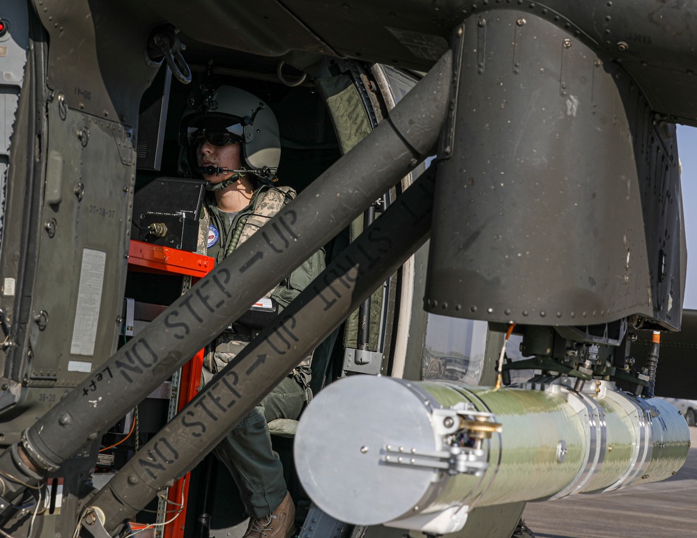 An Air Launched Effects (ALE) system, loaded onto a UH-60L Black Hawk, is ready for capabilities testing commences during Project Convergence, at Yuma Proving Ground, Arizona, September 15, 2020.