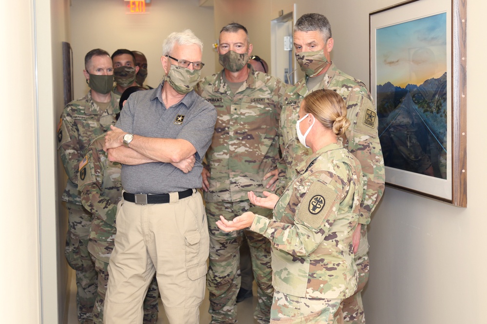 Army Under Secretary, Vice Chief of Staff visit Weed ACH
