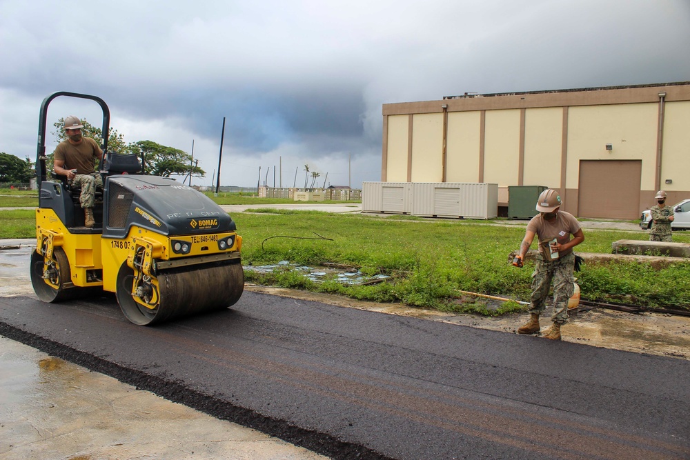 Seabees Operate Asphalt Batch Plant in Guam
