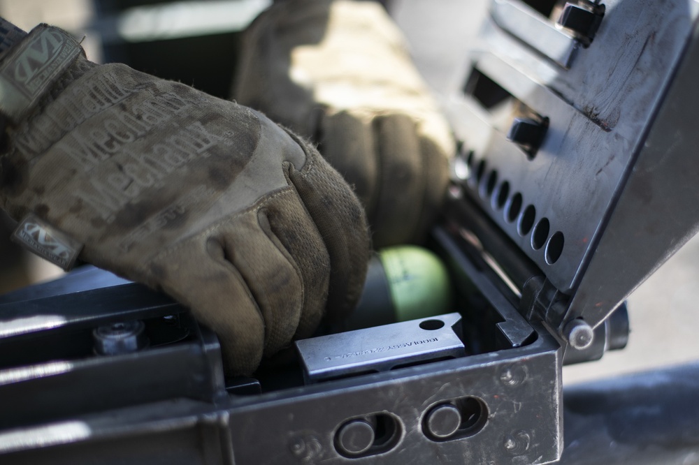 Alpha Battery, 1/12 conducts MK-19 range, PTA