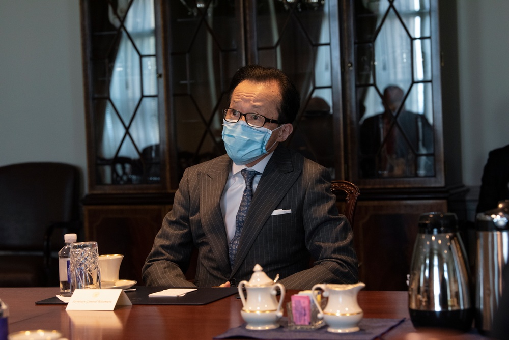 Secretary Esper Hosts Japan’s National Security Advisor
