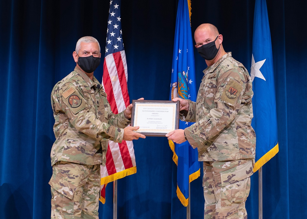 Cyber-defense graduation ceremony