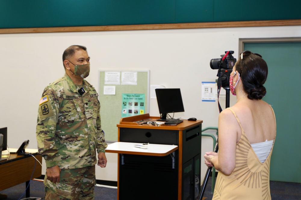 Hawaii National Guard Soldiers Assist With Contact Mapping at University of Hawaii Maui College