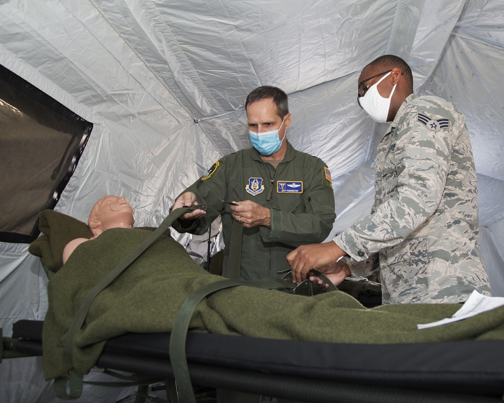 Fourth Air Force commander tours the 446th AW